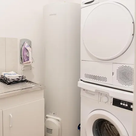 Le Noyer - Moderne - Spacieux - Parking Apartamento *