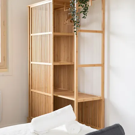 Le Noyer - Moderne - Spacieux - Parking Apartamento