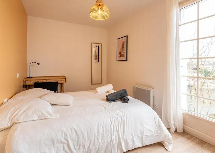 Le Noyer - Moderne - Spacieux - Parking Montaigu-Vendee